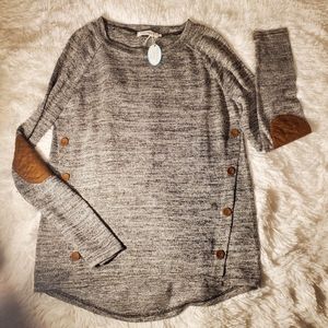 Blu Pepper top sz. Sm.